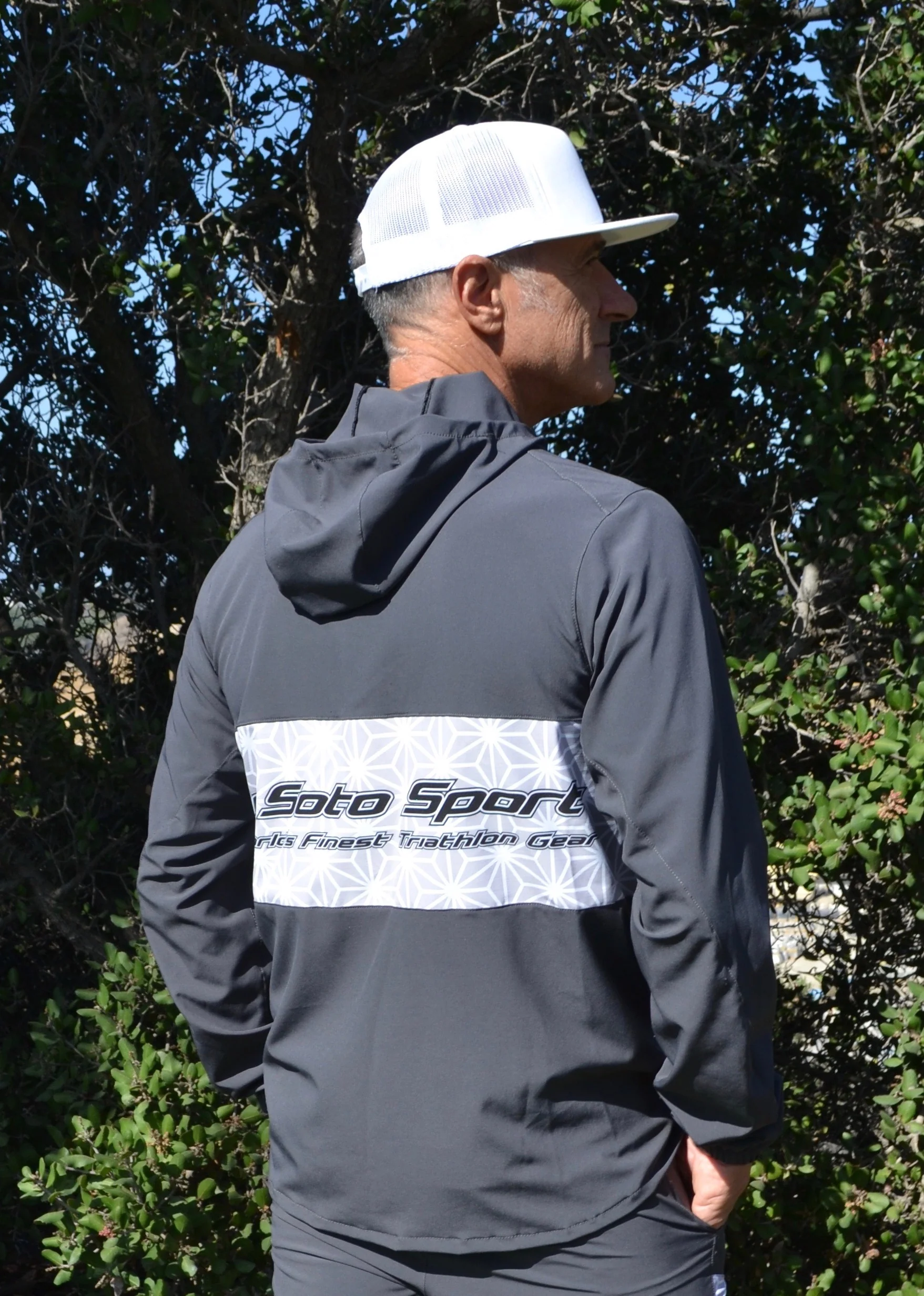 Makani Wind Jacket - Badwater®135 Finisher - Gender Neutral - Image 17